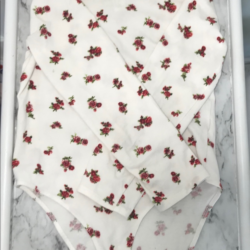 Forever 21 floral body suit snap bottom size 13/14